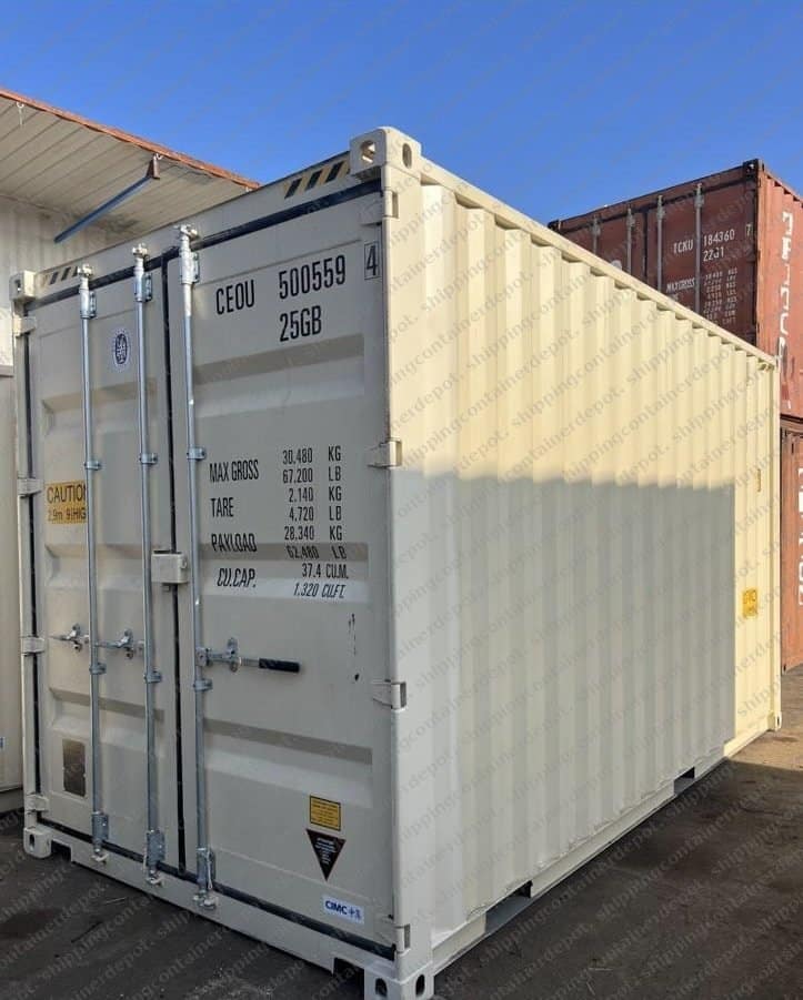 20ft high cube shipping container one-trip - door end view